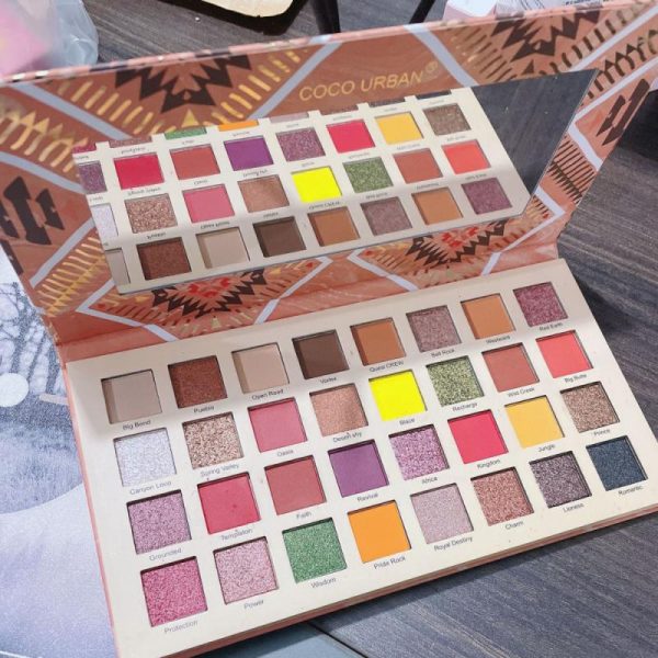 32 Colors Eyeshadow Palette,Highly Pigment Shimmer Matte Glitter Multi Reflective