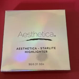 Aesthetica Starlite Highlighter - Metallic Shimmer Highlighting Makeup Powder