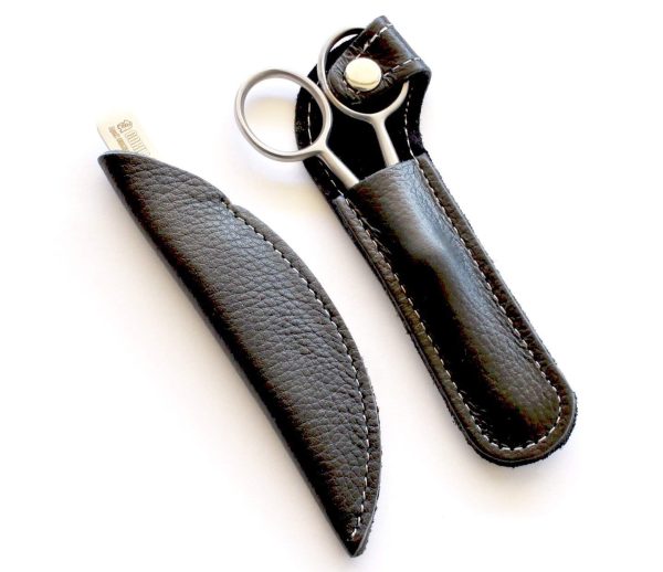 Tame Unruly Growth – TSA‑Approved Nose Hair Trimmer & Men’s Grooming Kit with Tweezers