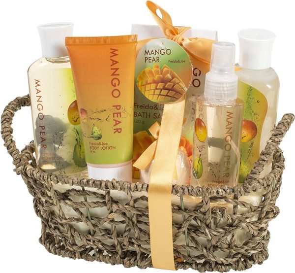Aromatic Mango-Pear Home Spa Experience: Women's Gift Set