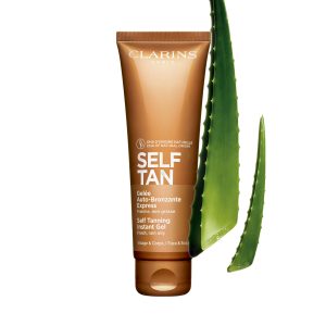 Clarins self Tanning Instant Gel (Fresh and Non-Oily)