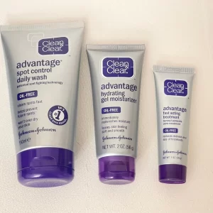 Clean & Clear Advantage Acne Control Kit with Benzoyl Peroxide