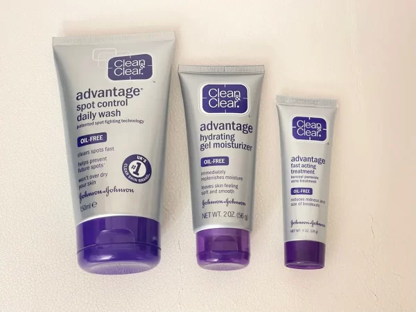 Clean & Clear Advantage Acne Control Kit with Benzoyl Peroxide