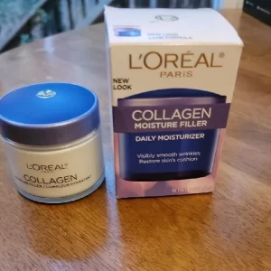 Collagen Face Moisturizer by L'Oreal Paris Skin Care I Day and Night Cream