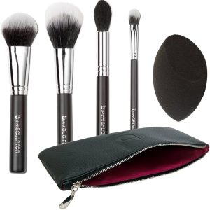Contouring and Highlighting Makeup Brush Set