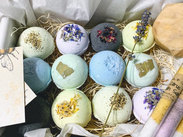 dLime - Luxury Bath Bombs - 6 Large Handmade Organic Natural Essential Oils