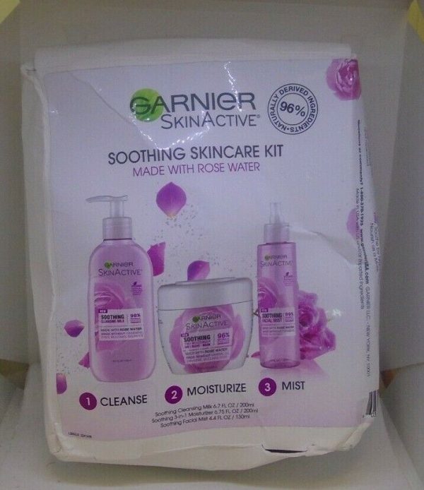 Garnier SkinActive Soothing Skincare Kit