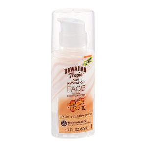 Radiant Skin with Hawaiian Tropic Silk Hydration Weightless Sunscreen - SPF 30 for Air-Soft Protection