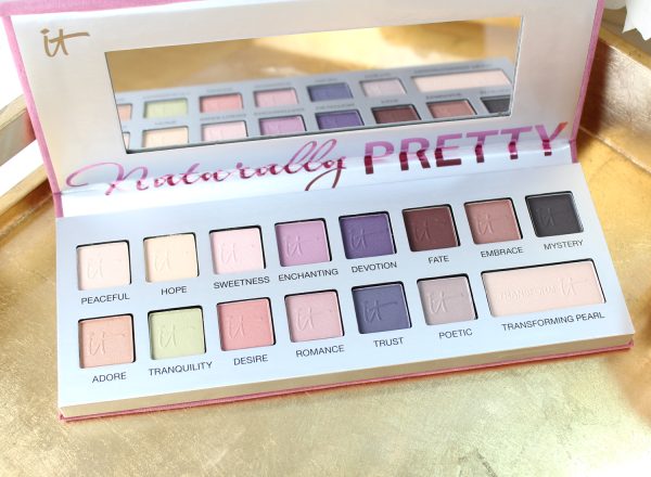 It Cosmetics The Romantics Naturally Pretty Matte Eye Shadow Palette