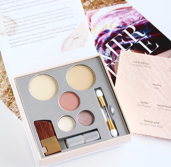 jane iredale Pure & Simple Makeup Kit