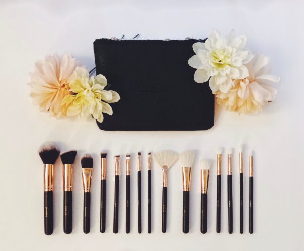 Luxury 15 pc Rose Gold Makeup Brush Set