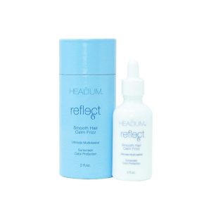 Multitasking Oil Protects from UV/Heat Damage and Frizz