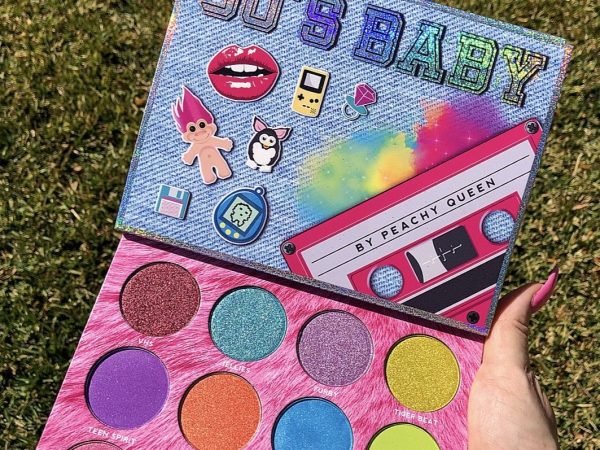 Peachy Queen Nostalgic 90's Baby Eyeshadow Palettes!