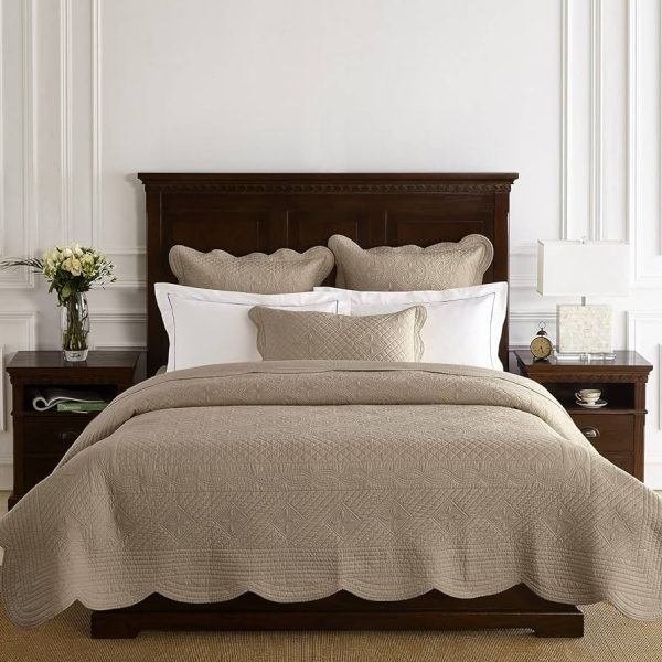 Sage Garden Luxury Pure Cotton Matelasse Quilt by Calla Angel