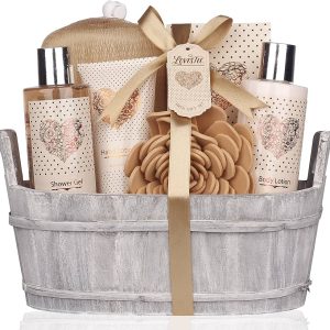 The Ideal Holiday Gift: Luxurious Vanilla Spa Gift Set by Lovestee