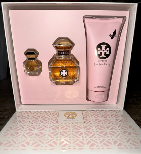 Tory Burch 3 PC Luxury Perfume Gift Set: 3.4 oz Eau De Parfum Spray