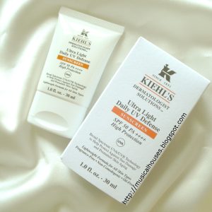 Ultra Light Daily UV Defense Sunscreen