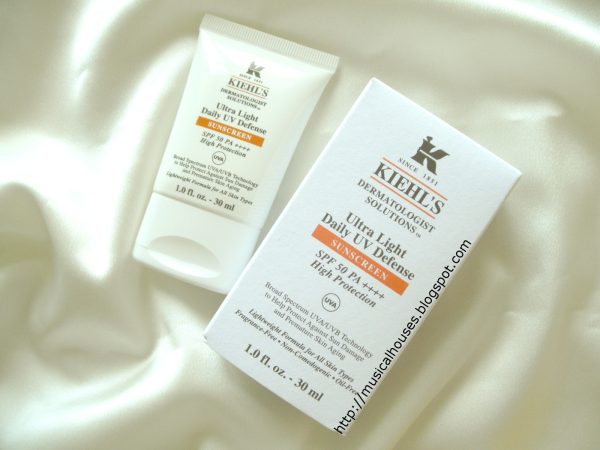Ultra Light Daily UV Defense Sunscreen