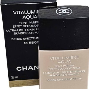 VITALUMIÈRE AQUA Ultra-Light Skin Perfecting Makeup
